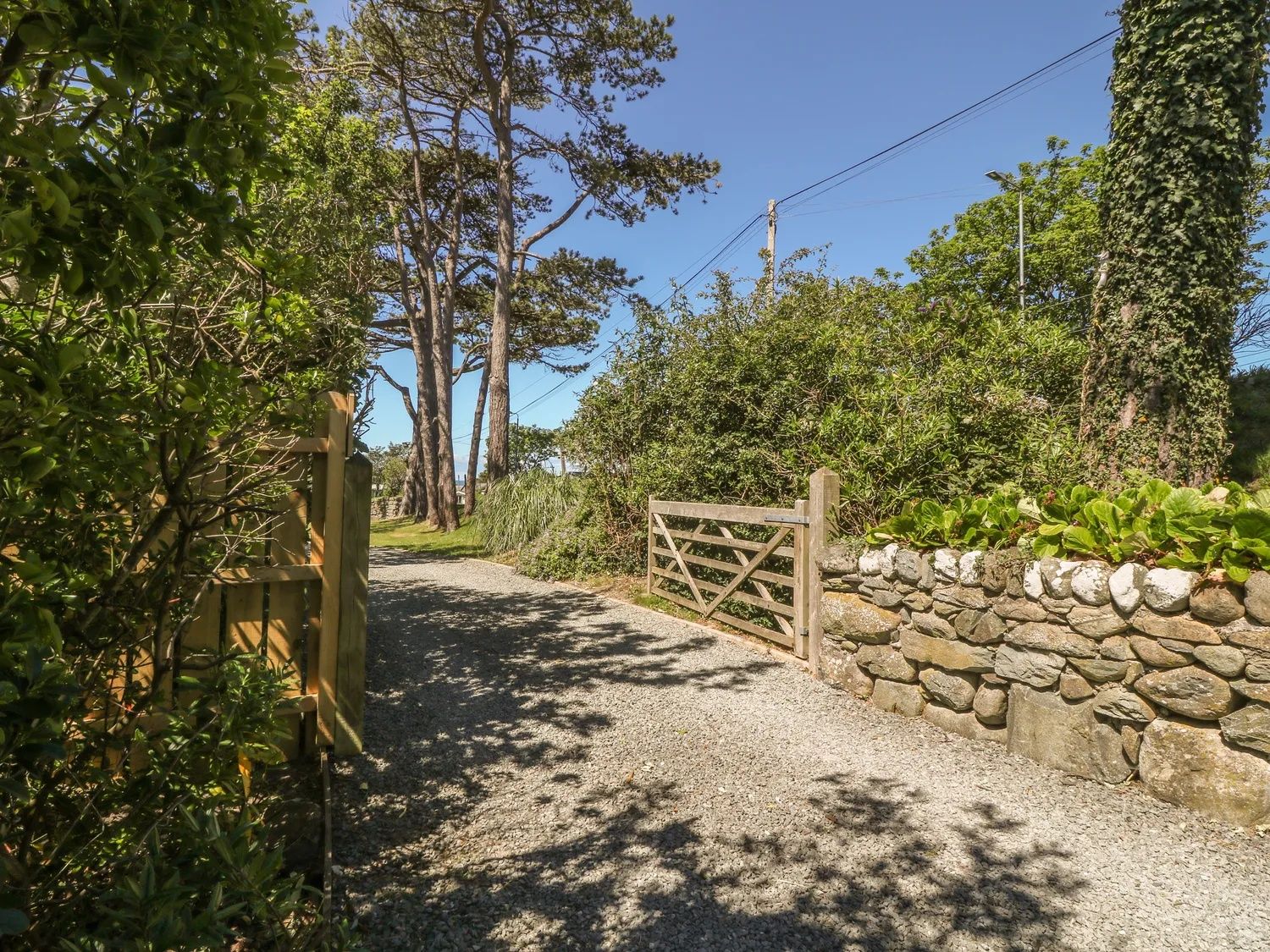 Setting of Tyddyn Goronwy